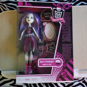 Mattel Monster High Spectra Vondergeist Doll - Original Release 1st Run (2011)